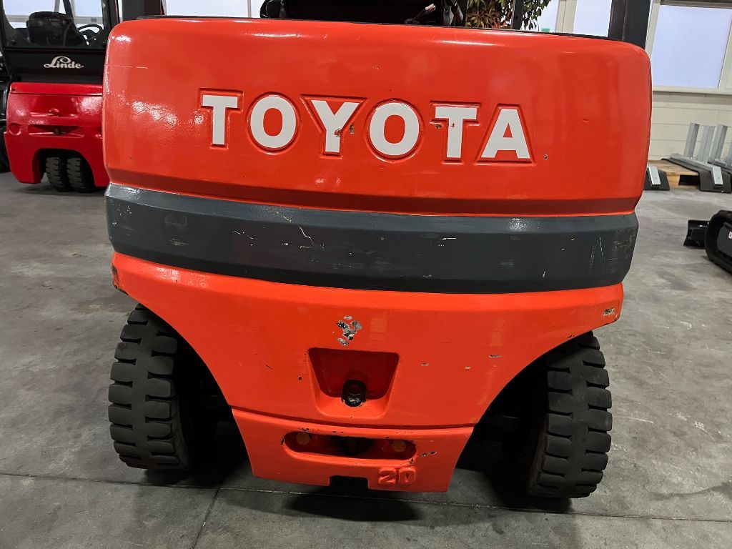 TOYOTA FBMF20 Elektrische heftruck met freelift en sideshift