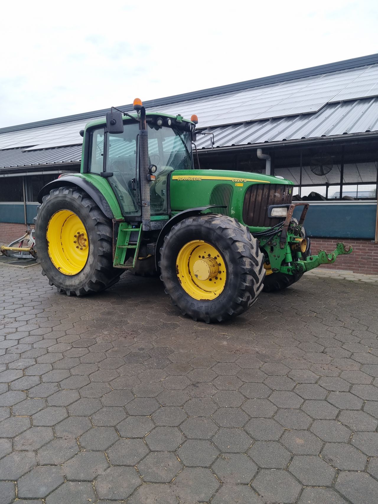 John Deere 6920s trekker. 50kmpu
