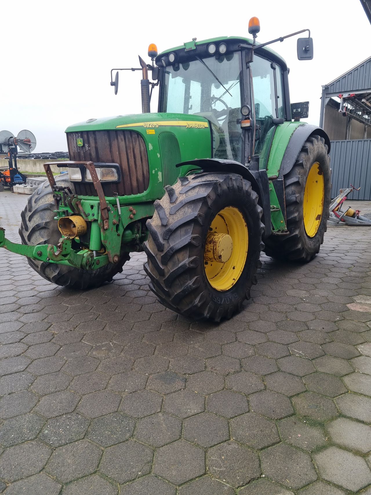 John Deere 6920s trekker. 50kmpu
