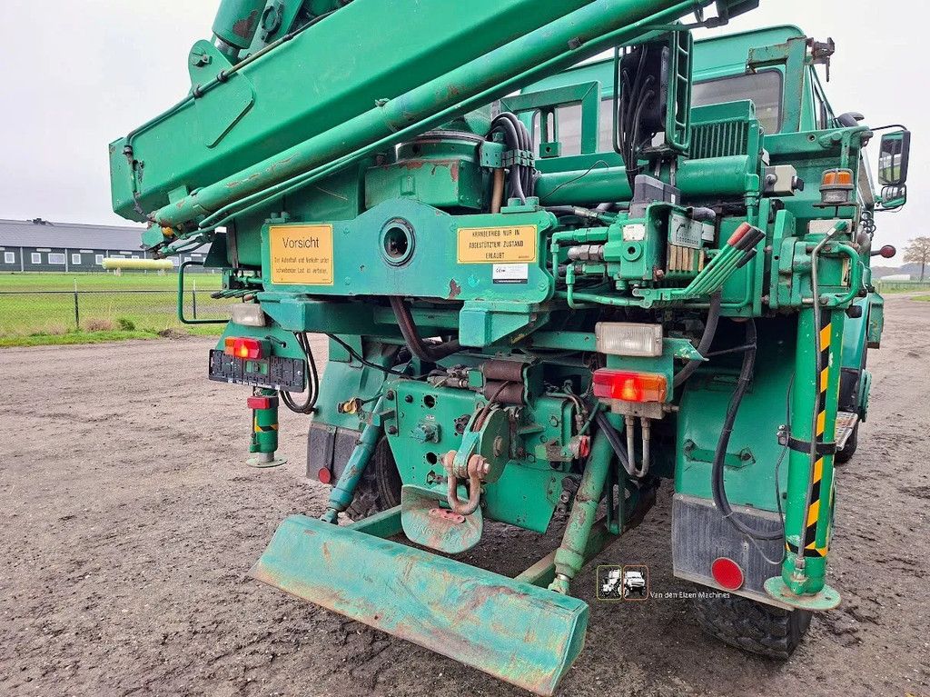 Mercedes-Benz Unimog U2150L