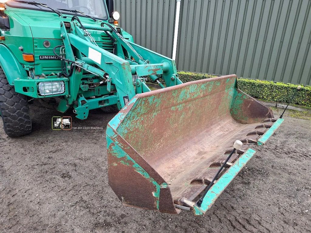 Mercedes-Benz Unimog U2150L
