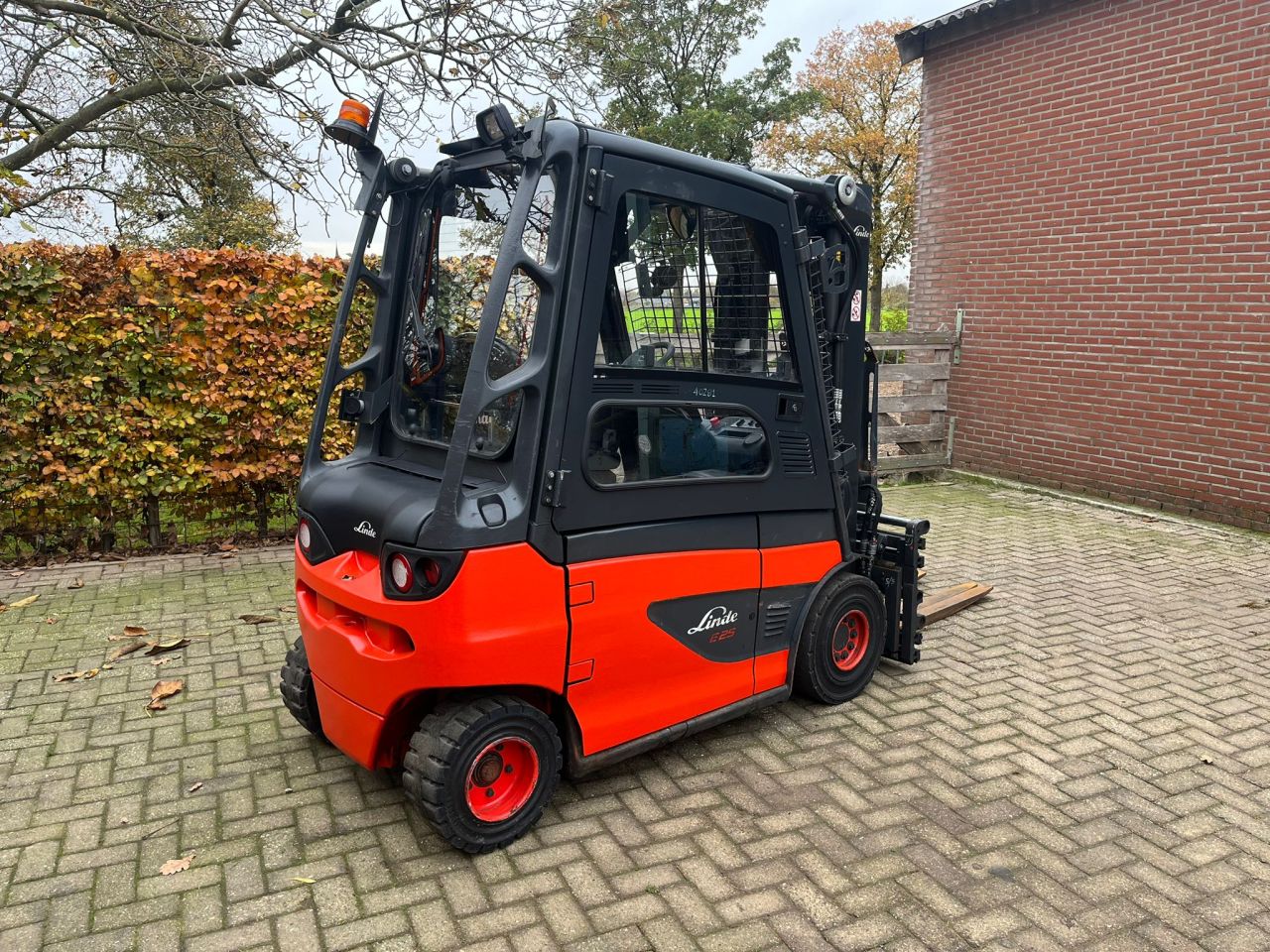 Linde E25-01 | Elektrisch Heftruck | 2018 | 14000U | 2.5T | 4.5M