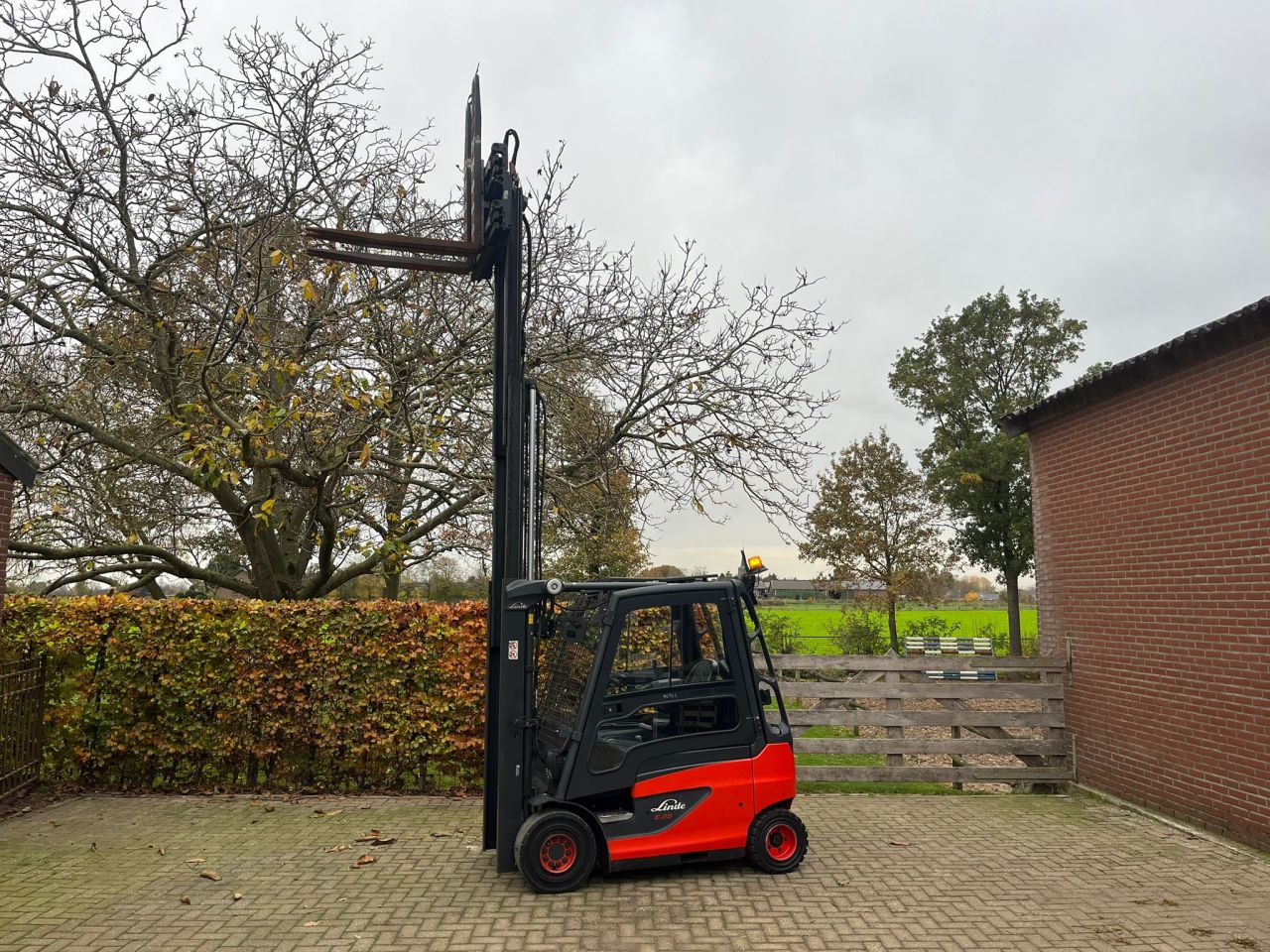 Linde E25-01 | Elektrisch Heftruck | 2018 | 14000U | 2.5T | 4.5M