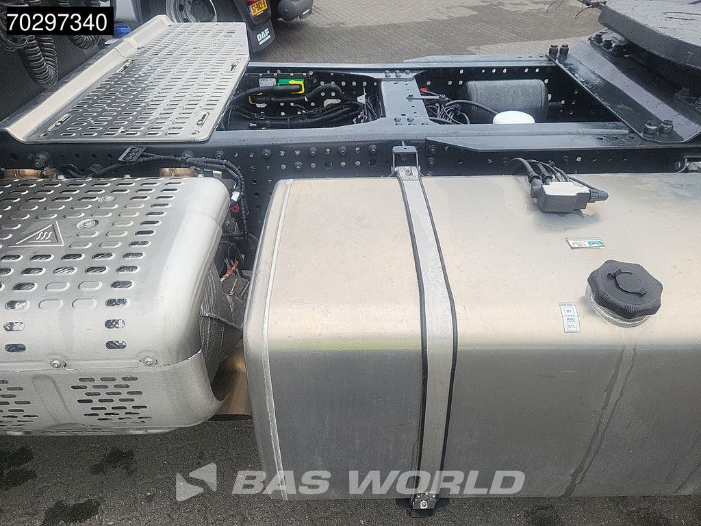 Iveco X-Way 500 4X2 NEW! Retarder Big-Axle Standklima MirrorCam Navi LED ACC Euro 6