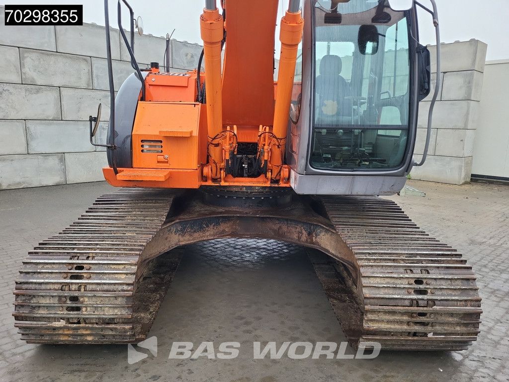 Hitachi ZX225 USR