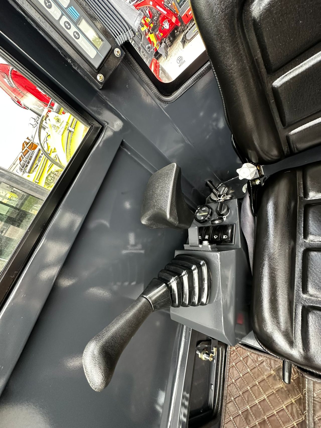 Yama H12K – compacte minigraver, dieselmotor GRATIS levering