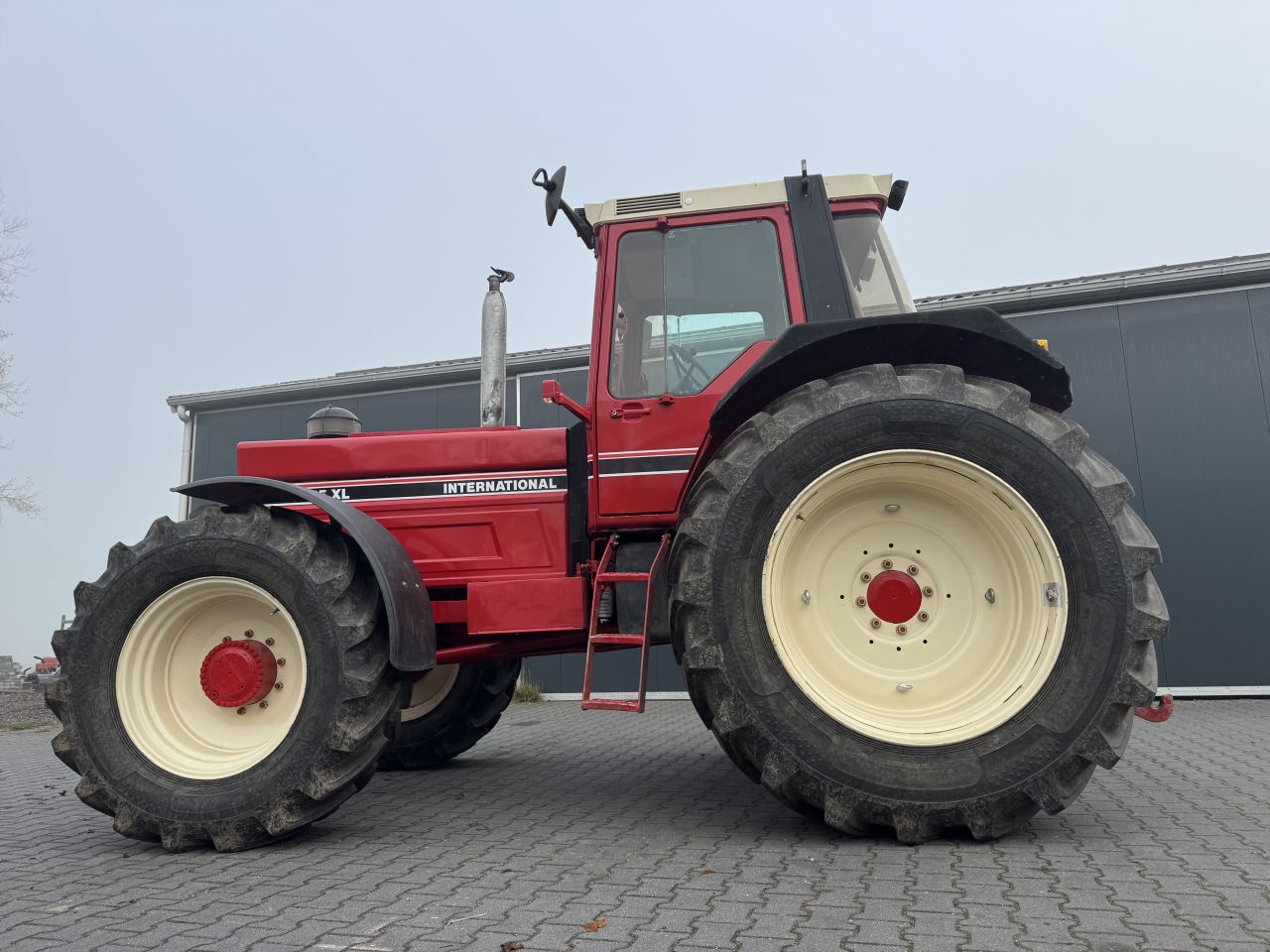 Case International 1455 XL