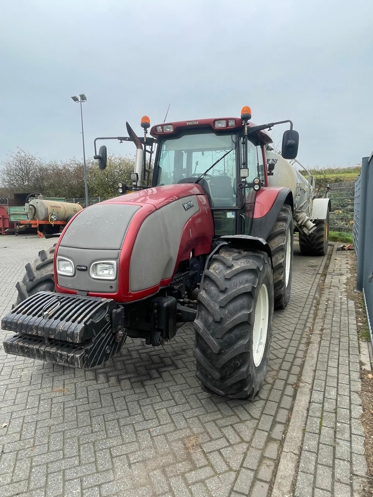 Valtra T120 tractor