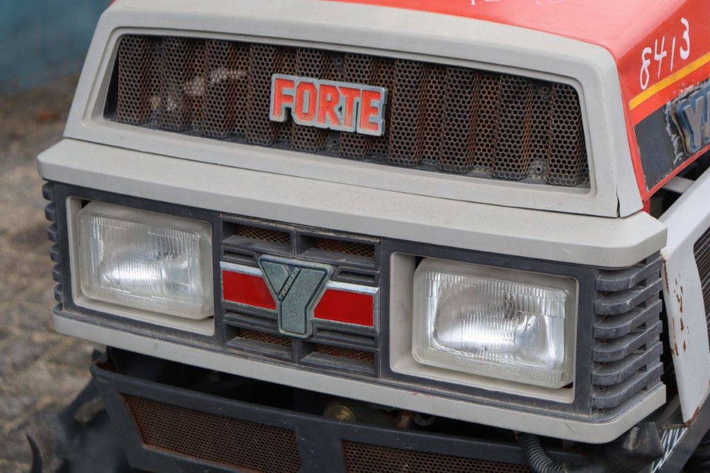 Minitractor Yanmar F165 Diesel 16pk met grondfrees