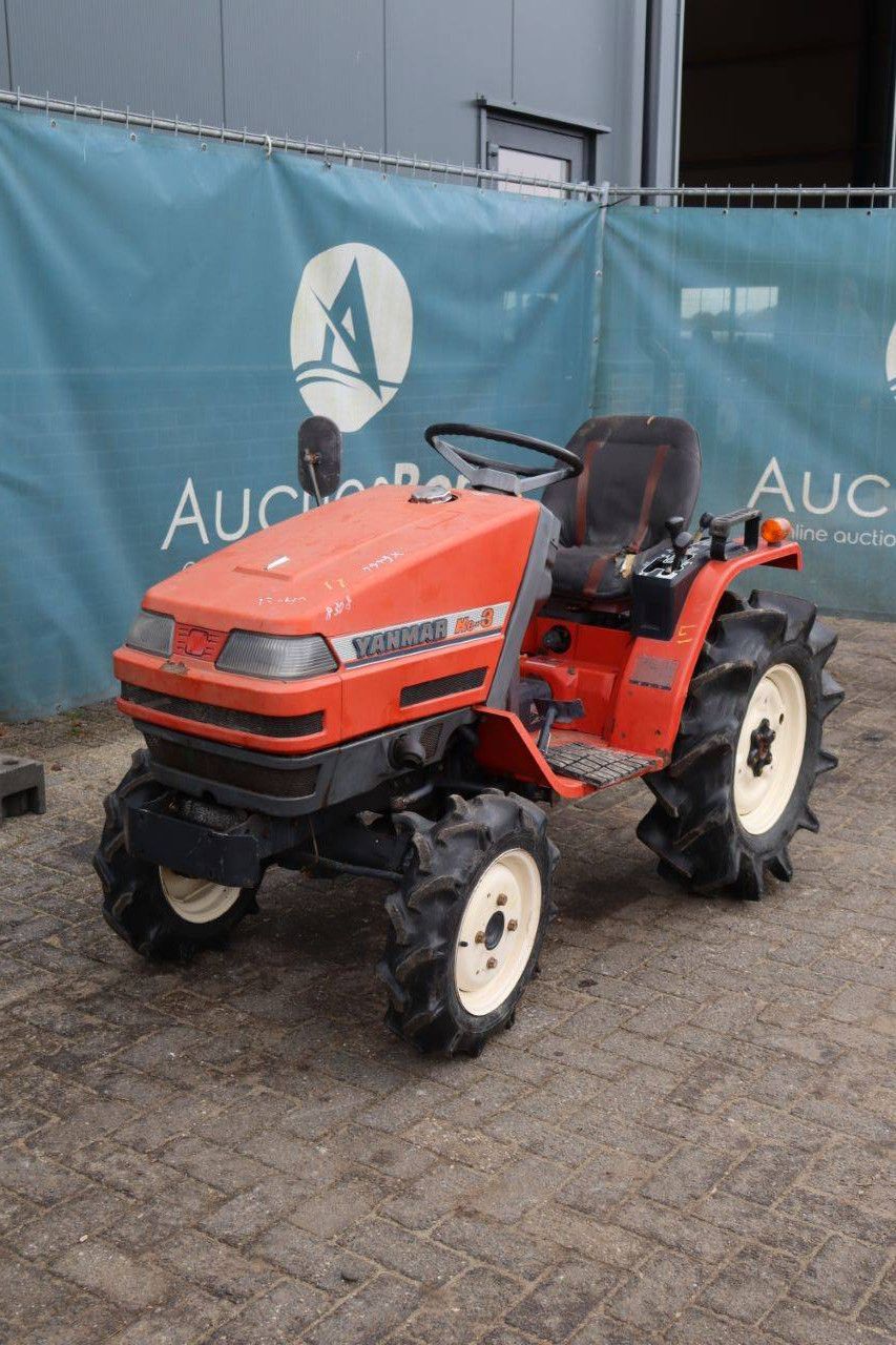 Minitraktor Yanmar Ke-3 Diesel 13,5 PS