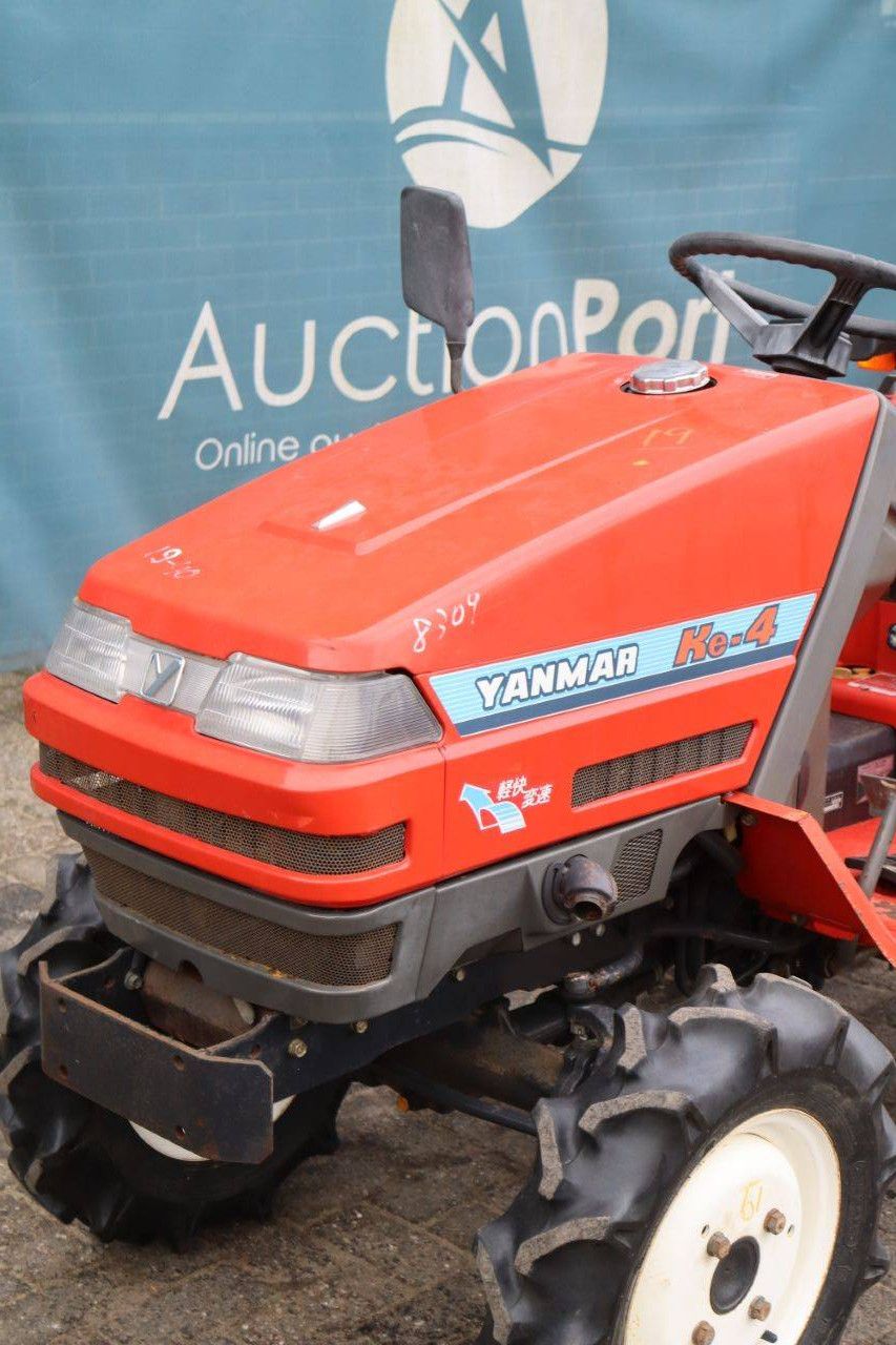 Minitraktor Yanmar Ke-4 Diesel 14,5 PS