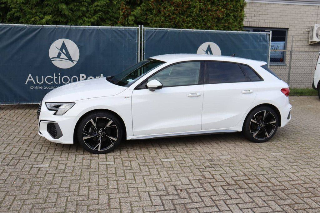 Audi A3 Sportback Hybrid 2024