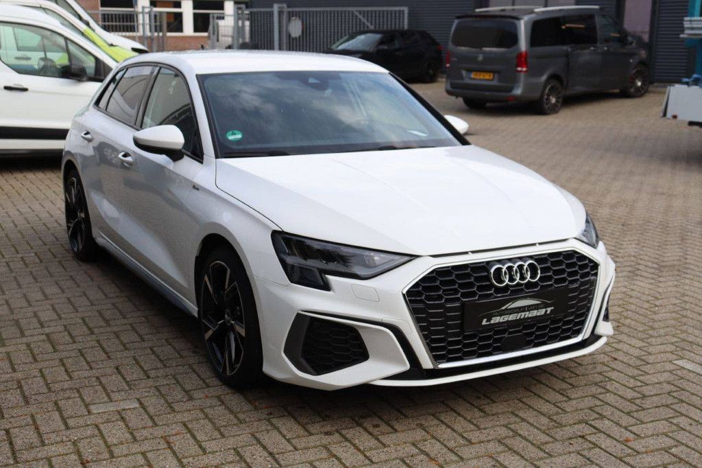 Audi A3 Sportback Hybrid 2024