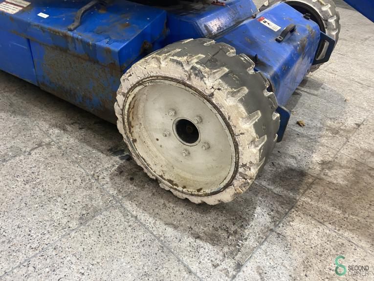 Gelenkteleskopbühne Upright AB38 2005