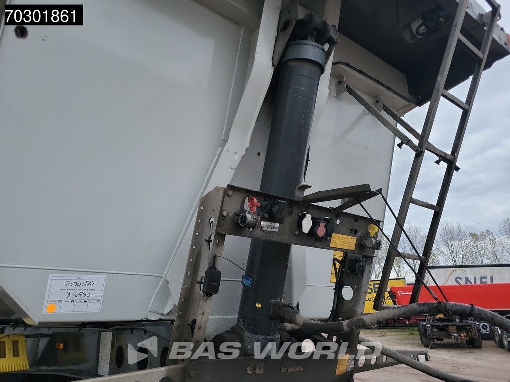 Schmitz SCB*S3D 30m3 Lifting Axle