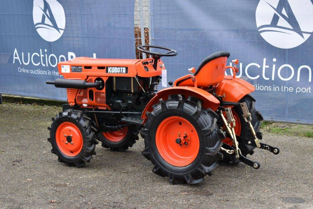 Mini-Traktor Kubota B7001 Diesel Umbau