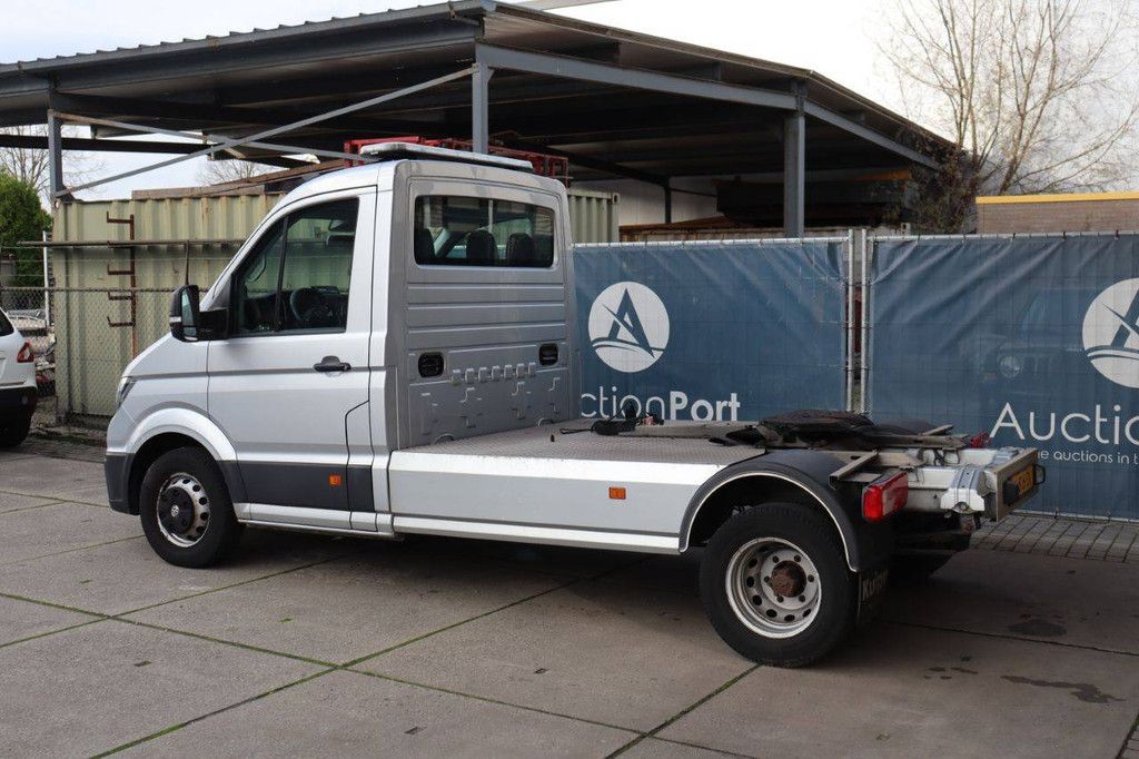 Fahrgestell mit Fahrerhaus Volkswagen CRAFTER Diesel 2019