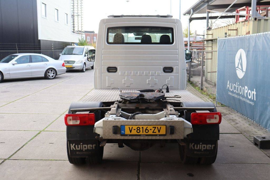 Fahrgestell mit Fahrerhaus Volkswagen CRAFTER Diesel 2019