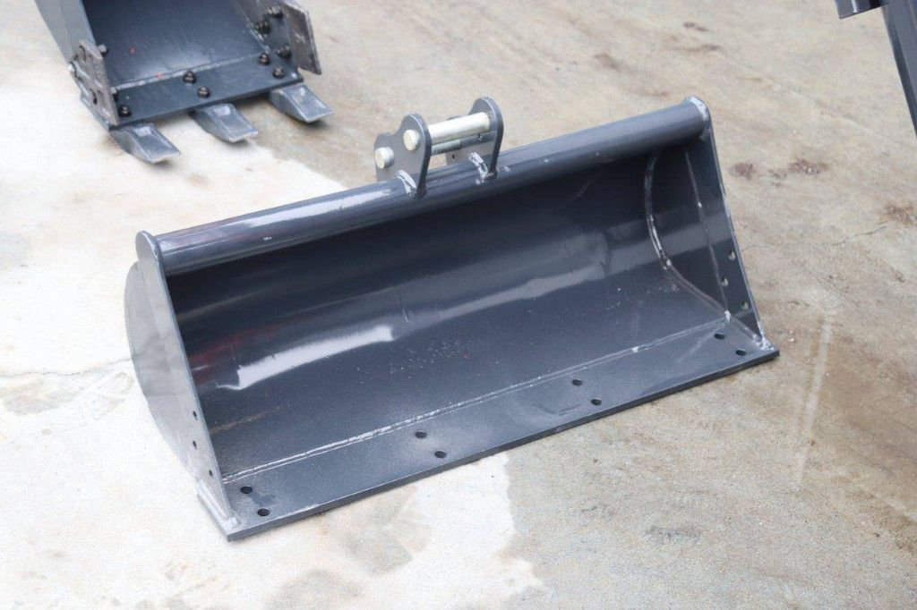 Minigraver E10 zwenkgiek Diesel 10pk 2024 Nieuw