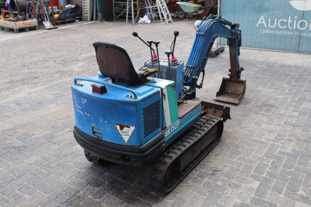 Minigraver Kobelco SK007 Diesel