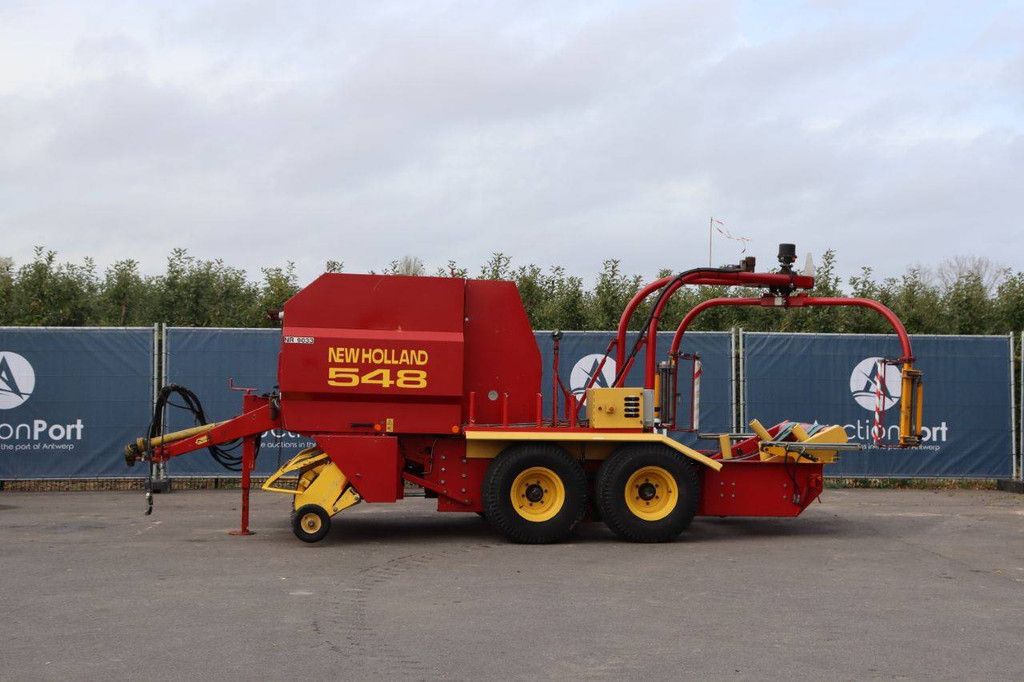 Press wrapping combination New Holland 548 2001