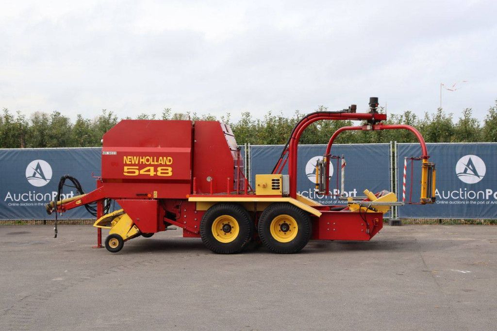 Press wrapping combination New Holland 548 2001
