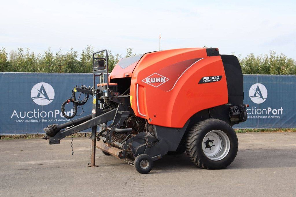 Rundballenpresse Kuhn FB 3130 2017