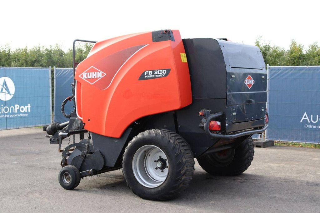 Rundballenpresse Kuhn FB 3130 2017