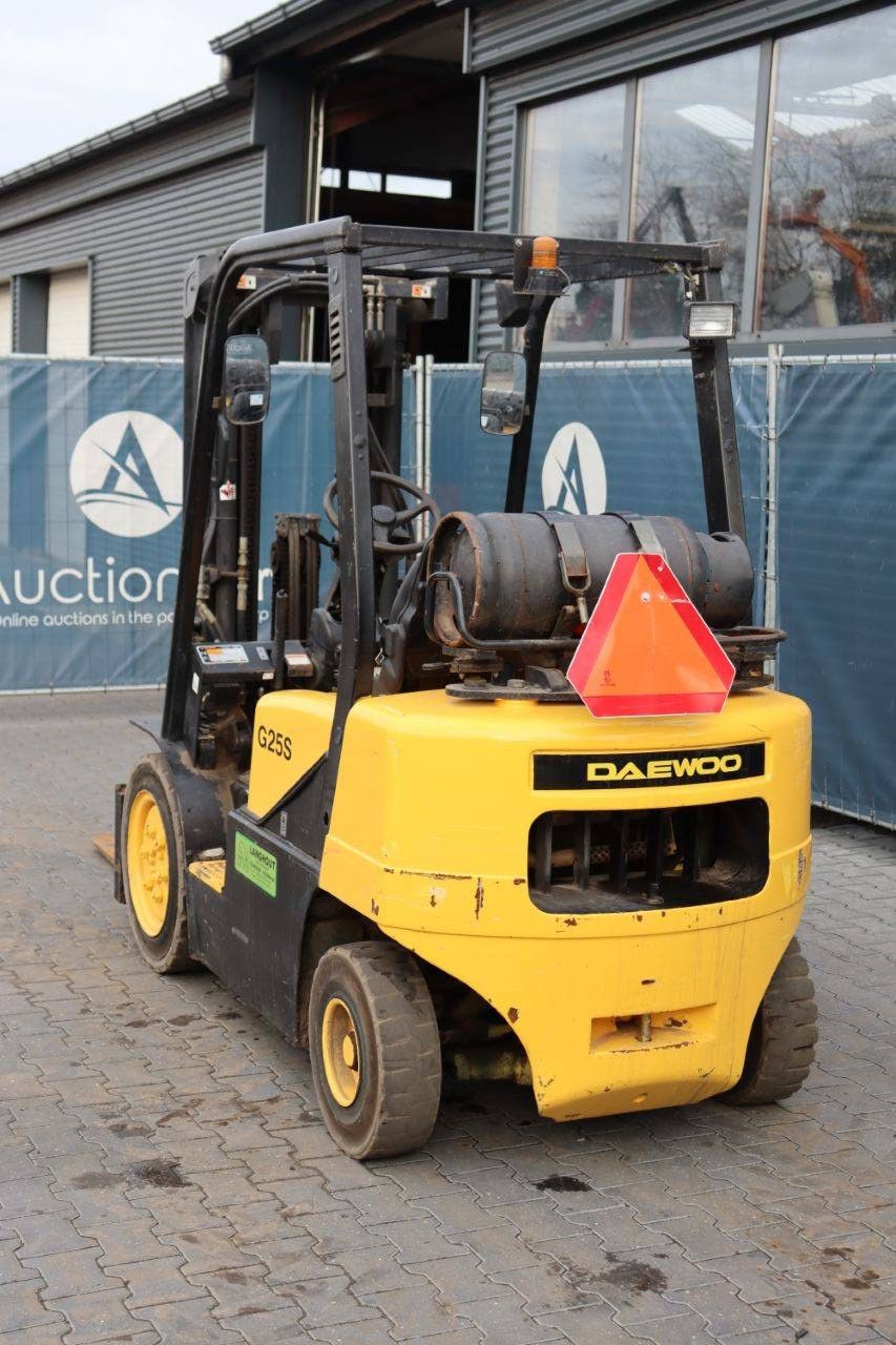 Forklift Daewoo G25P-3 LPG 2500kg 4.73m 2007