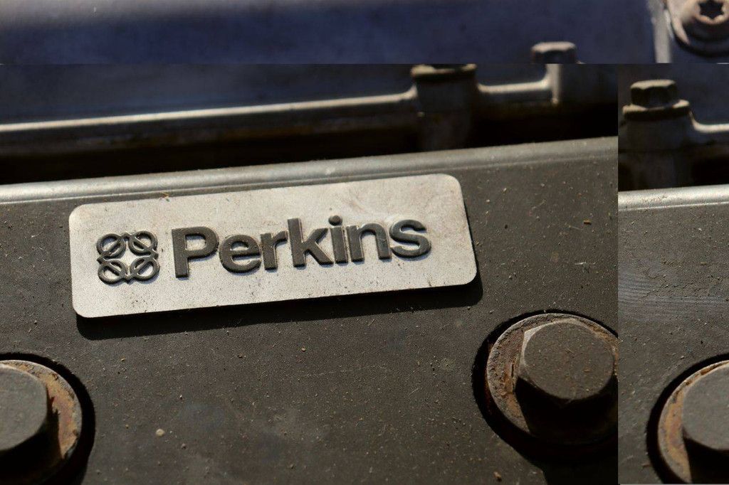 Engine Perkins 1104D A4.2 Diesel