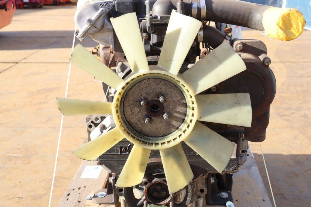 Engine Perkins 1104D A4.2 Diesel