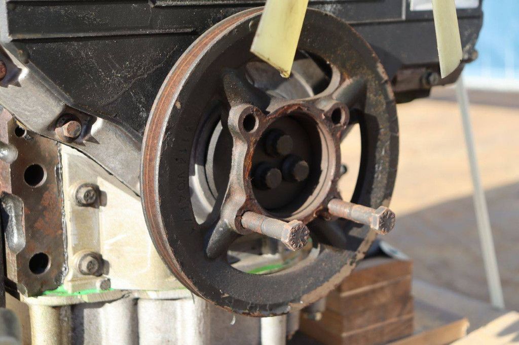 Engine Perkins 1104D A4.2 Diesel