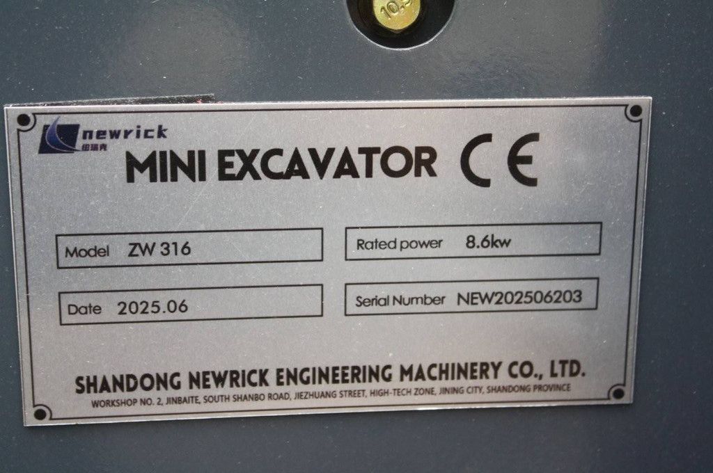Newrick ZW 316 Minibagger, Benzin, 8,6 kW, Baujahr 2025, Neu, Vorführwagen