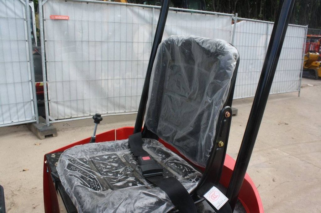 Mini excavator JPC HT12 Diesel 12 hp 2025 New DEMO