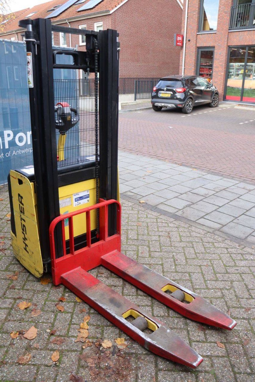 Hyster S1.0 AC Electric Stacker 1000kg 2.8m 2014