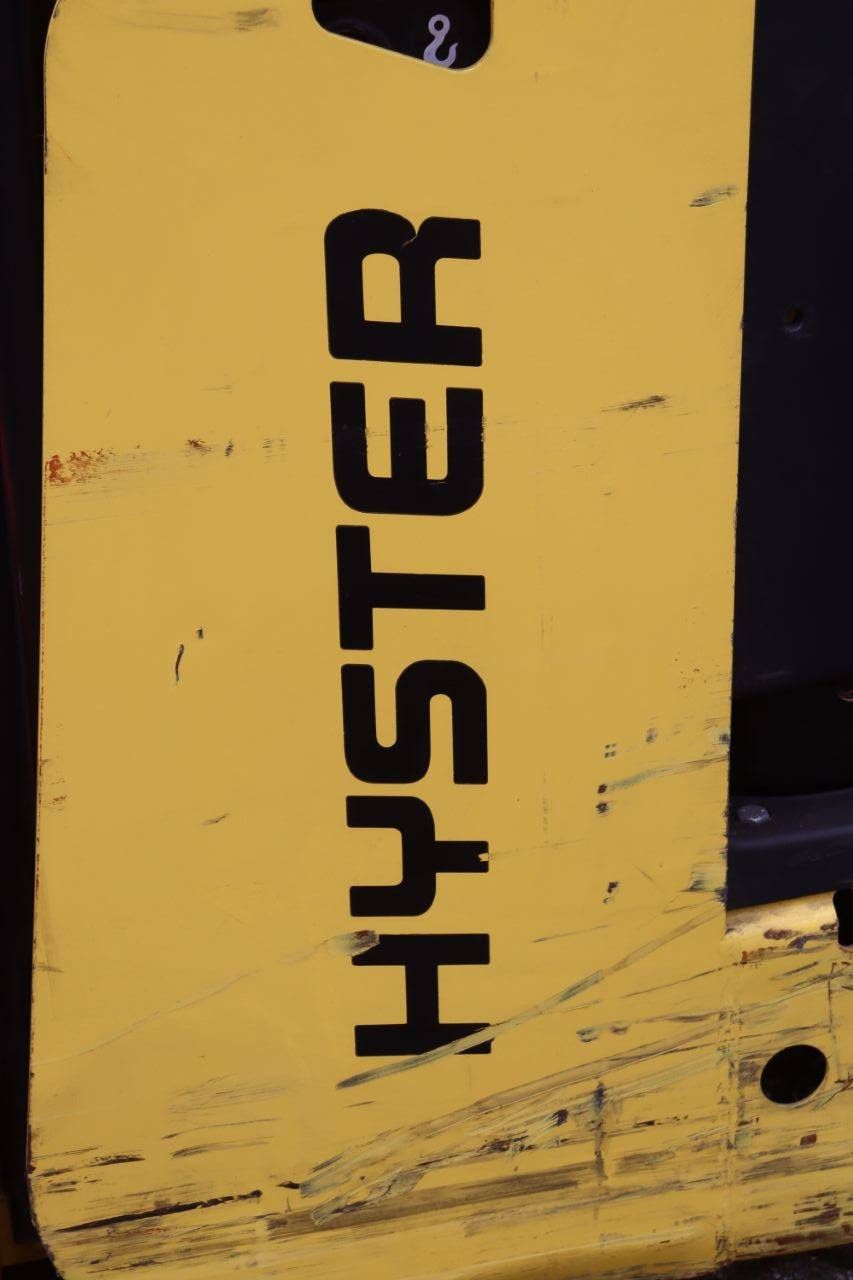 Hyster S1.0 AC Electric Stacker 1000kg 2.8m 2014