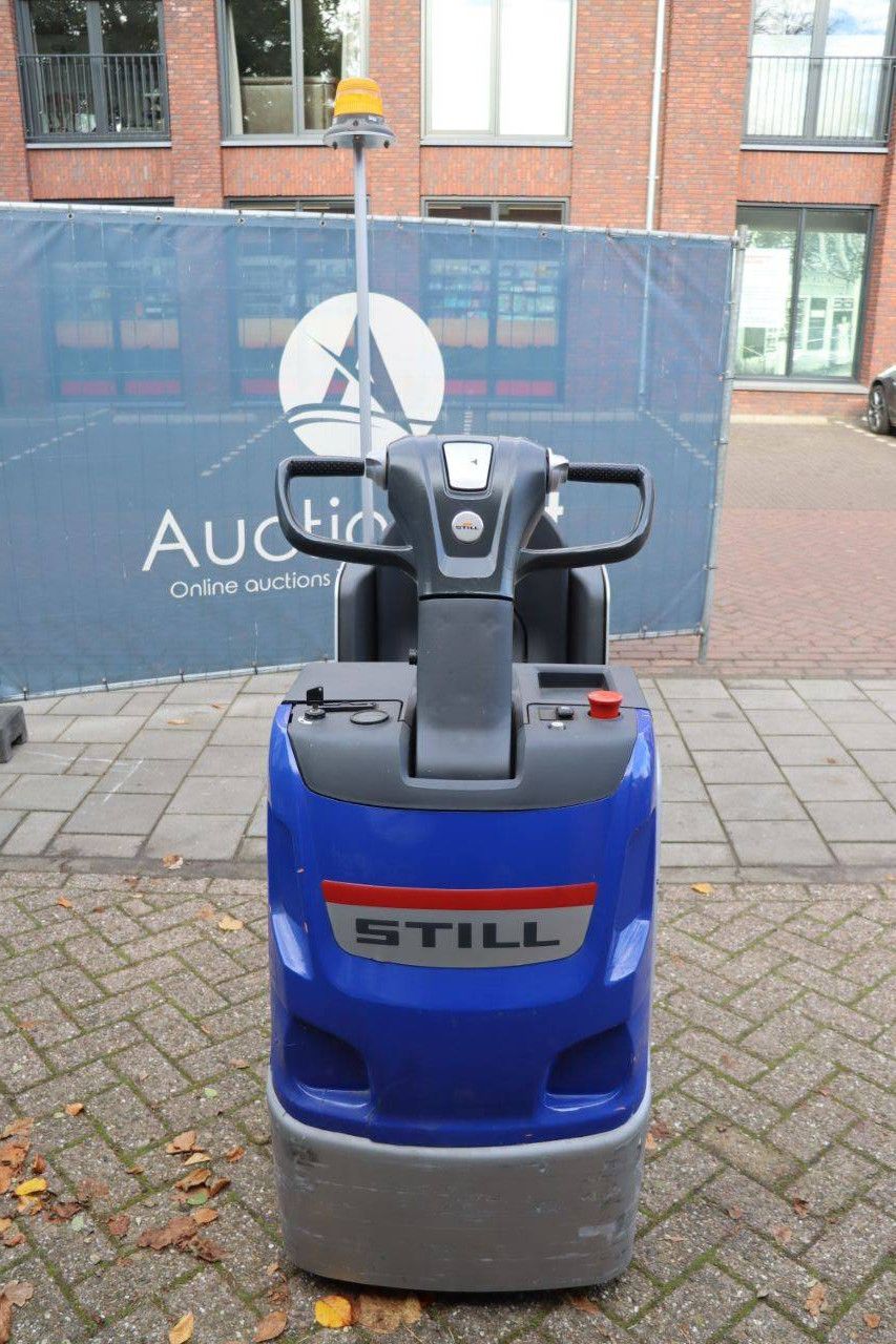 Still LTX 20 Electric Tractor