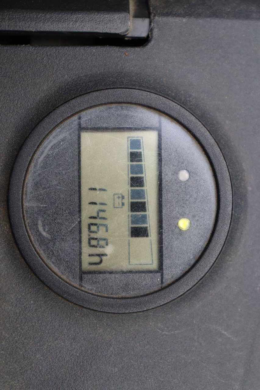 Still LTX 20 Electric Tractor