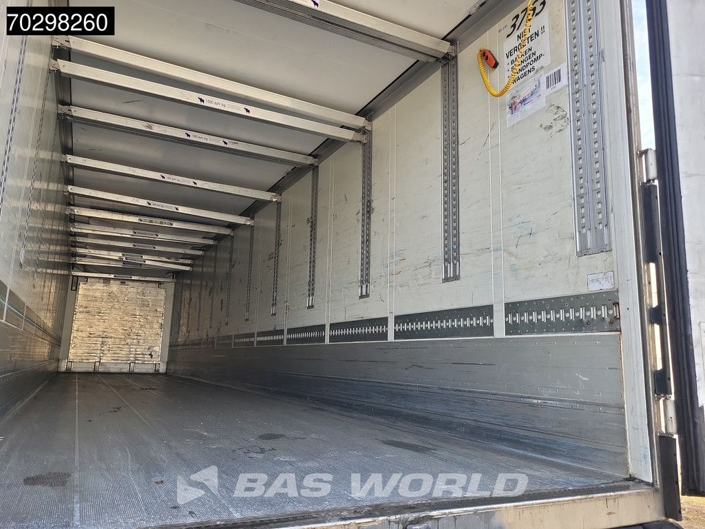 Schmitz Carrier Vector 1550 APK 0/26 Laadklep 2xLiftas Bloemenbreed Doppelstock