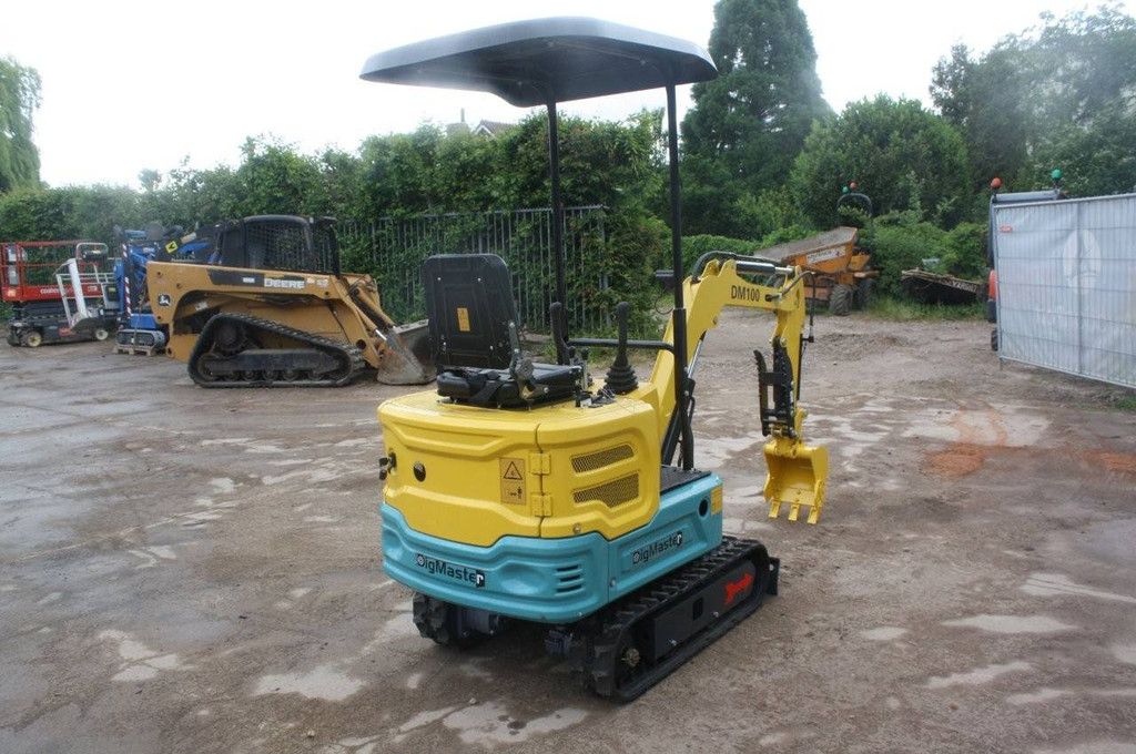 Mini excavator DigMaster DM100 Diesel 13.5hp 2025 DEMO