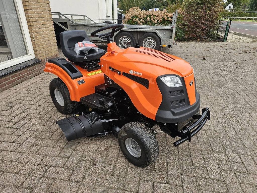 Daewoo DA1066HX Benzin-Aufsitzmäher Neu