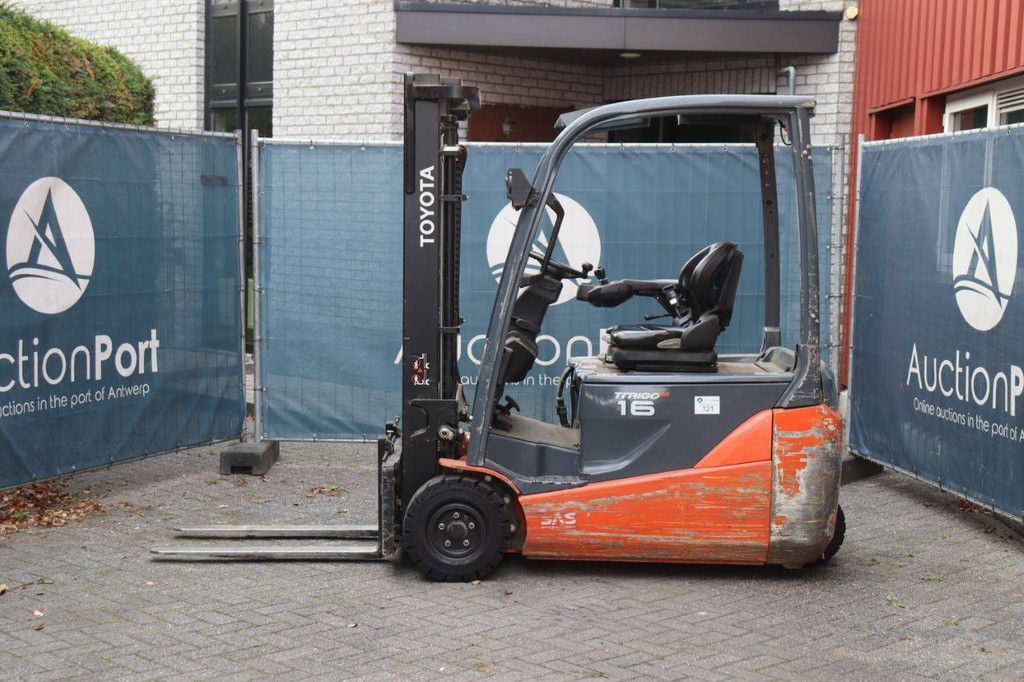 Toyota 8FBE16T Elektrogabelstapler 1600 kg 3,3 m 2019