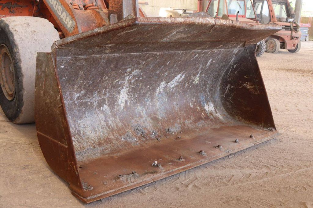 Wheel loader Doosan DL300 Diesel 162kW 2012