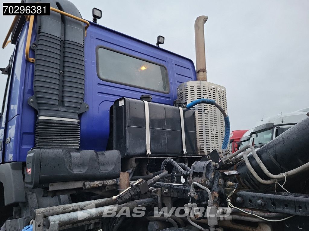 Volvo FMX 460 8X4 Hyva 26-55 SK containersystem Automatic Steelsuspension Big-Axle