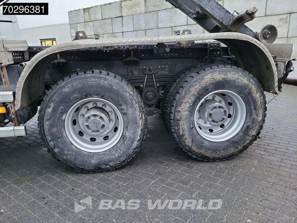 Volvo FMX 460 8X4 Hyva 26-55 SK containersystem Automatic Steelsuspension Big-Axle