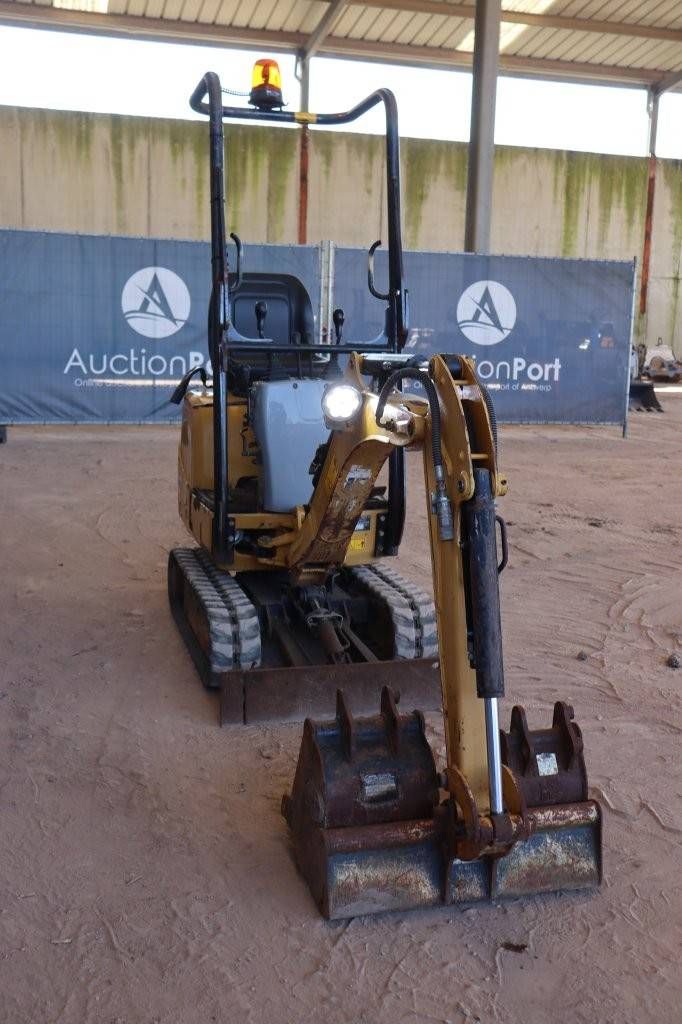 Minibagger Caterpillar 300.9D Diesel 9kW 2015