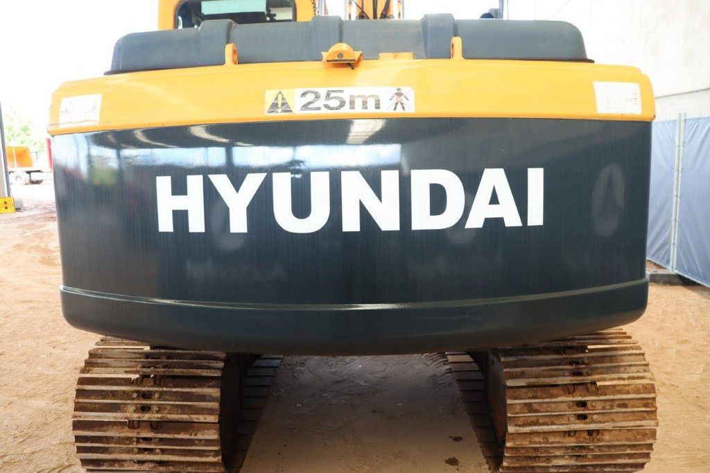 Crawler excavator Hyundai Robex 140LC-9A Diesel 115hp 2013