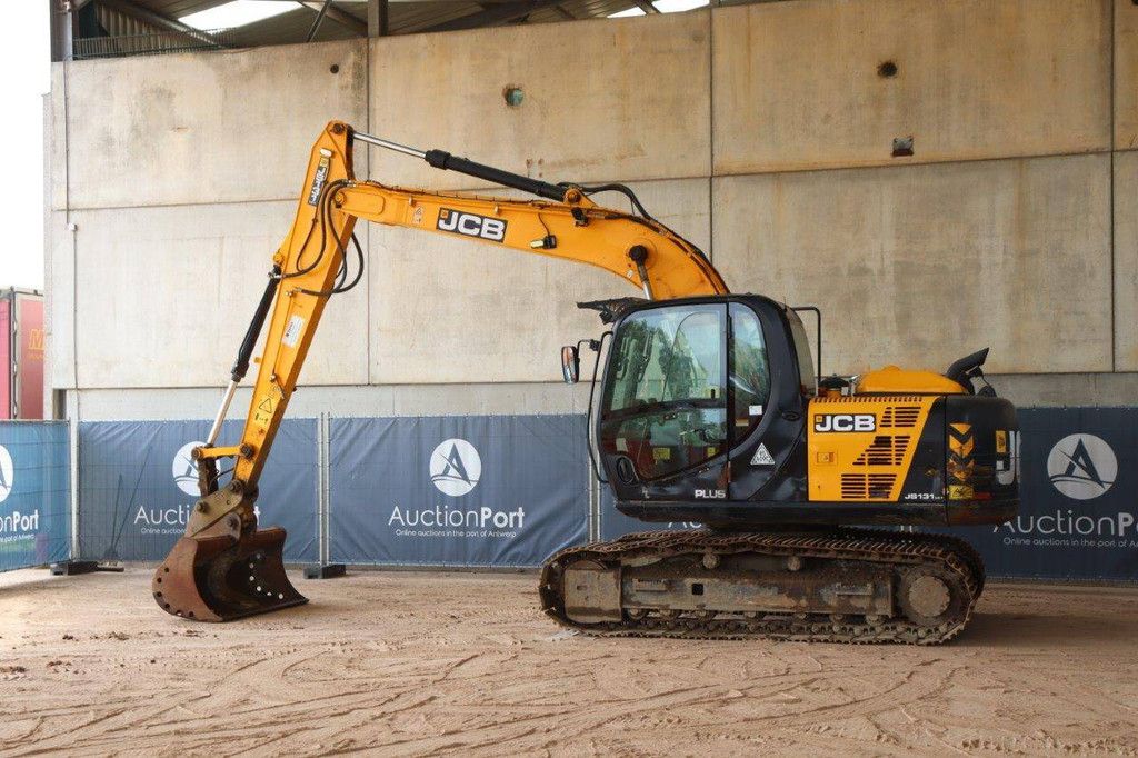 Rupsgraafmachine JCB JS131LC Diesel 74.9pk 2016