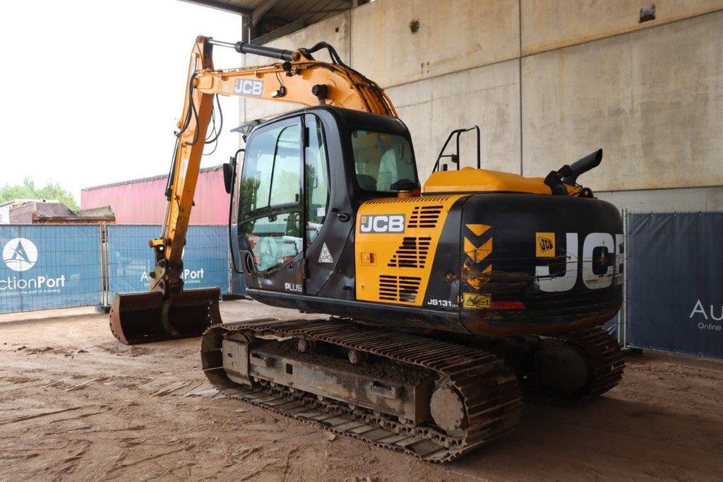 Rupsgraafmachine JCB JS131LC Diesel 74.9pk 2016