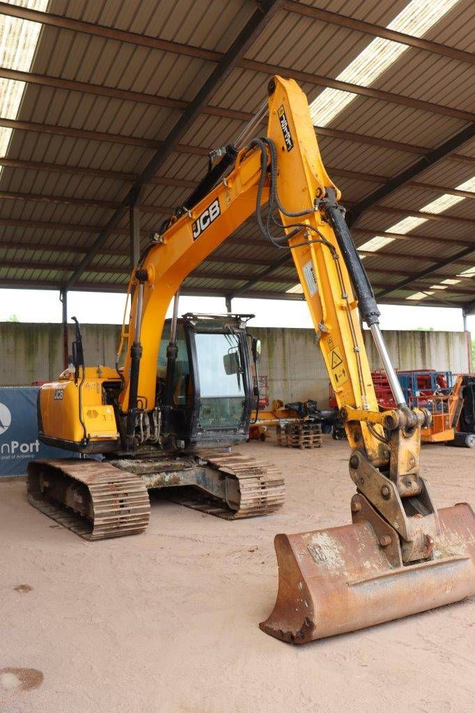 Rupsgraafmachine JCB JS131LC Diesel 74.9pk 2016